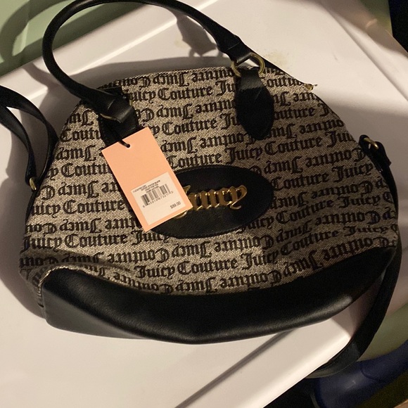 Never worn - Picture 1 of 5